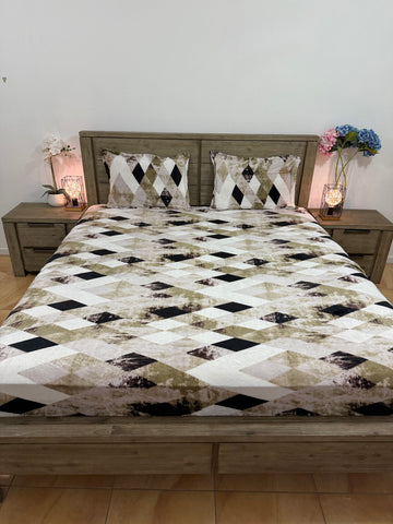 Warm Lightweight XL Queen Flat(Pillow covers with zip)