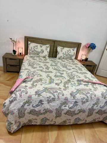 4 piece QUEEN Comforter set